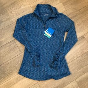 Columbia pull over with zipper